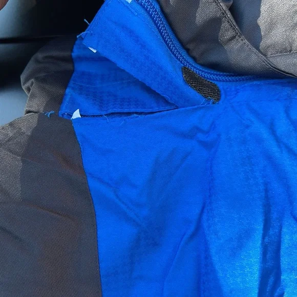 Obermeyer junior ski jacket. Size 14 - Picture 7 of 12